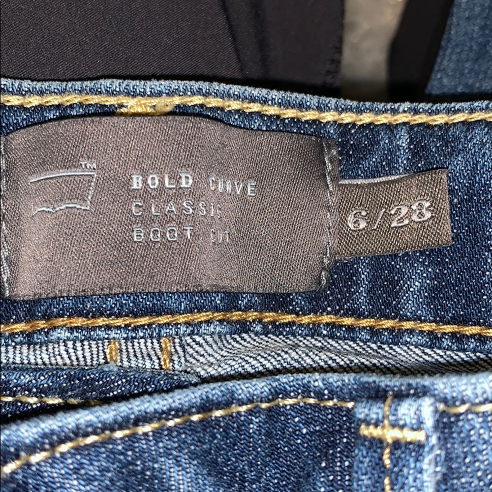 Levi’s - Picture 4 of 6
